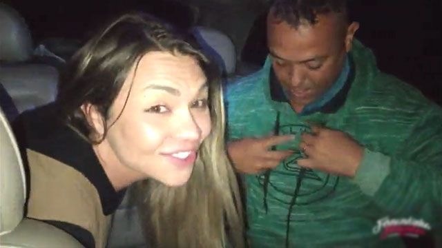 La amateur de Fernandinha Fernandez haciendo una mamada