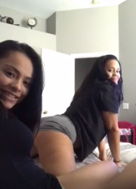 Singando En La Sala Y Los Vecino Casi Nos Ven