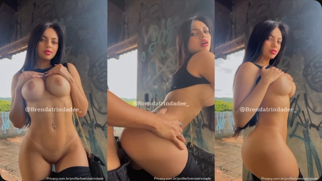 Brenda Trindade Fucking on the Pedestrian Bridge