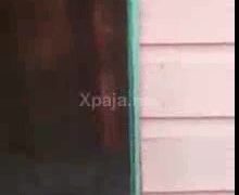 Black OMG se desnuda en discusión con otro