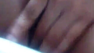 Se masturba rico