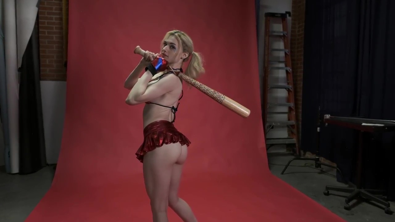 Amouranth NSFW COSPLAY ASMR Patreon Video filtrado