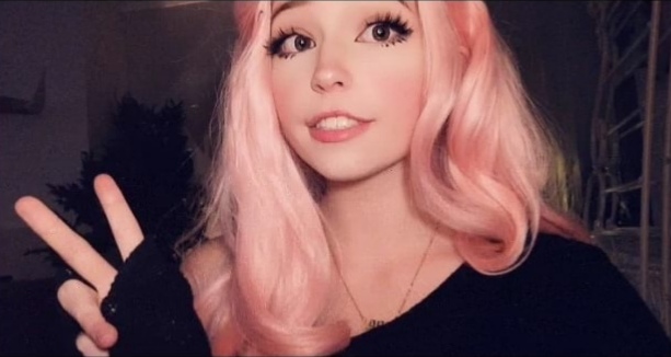 Belle Delphine Black Dress Patreon Snapchat Historia
