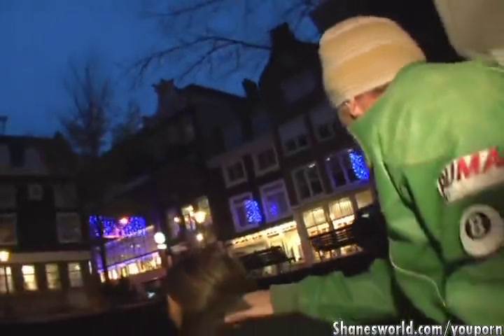 Cierda caliente en las aguas de Amsterdam