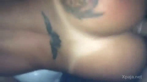 Comiendo el culo estrecho