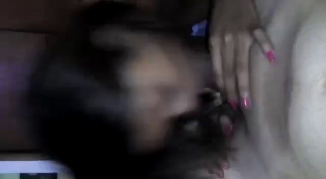 De Venezuela le encanta amamantar y grabarlo